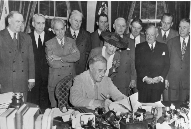 President Franklin D. Roosevelt Signs the G.I. Bill
